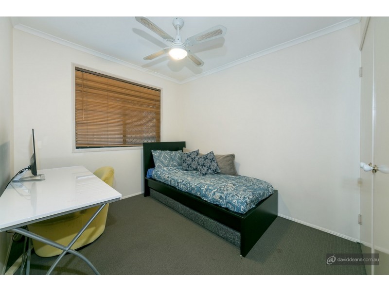 1 Tokai Court, Petrie QLD 4502