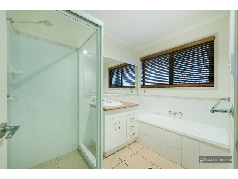 1 Tokai Court, Petrie QLD 4502