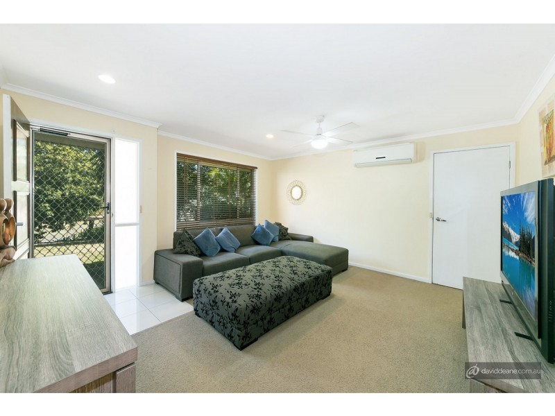 22 Cania Crescent, Petrie QLD 4502