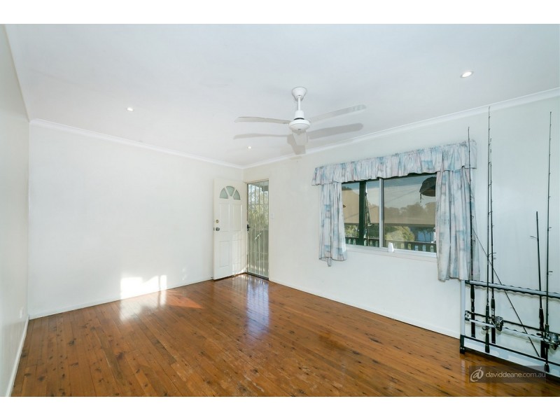 15 Illoura Street, Petrie QLD 4502