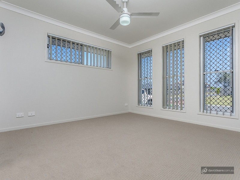 4 Claudia Circuit, Kallangur QLD 4503