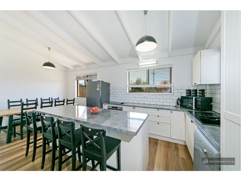 2 Bodiam Court, Strathpine QLD 4500