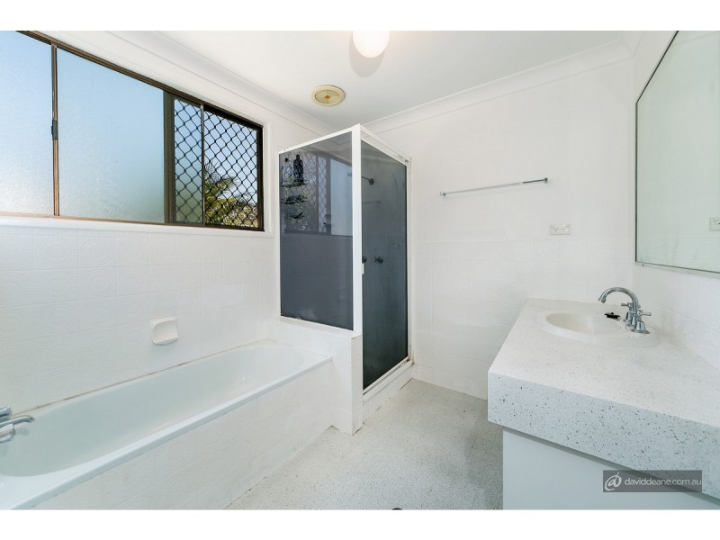 2 Bodiam Court, Strathpine QLD 4500