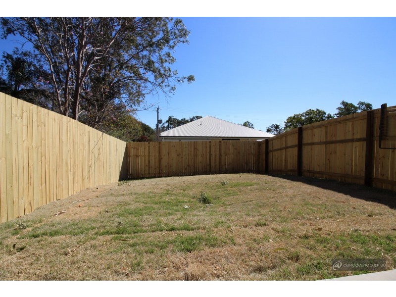 2/17 Hart Street, Lawnton QLD 4501