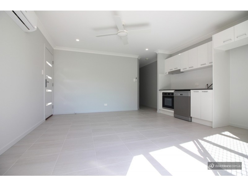 2/19 Hart Street, Lawnton QLD 4501