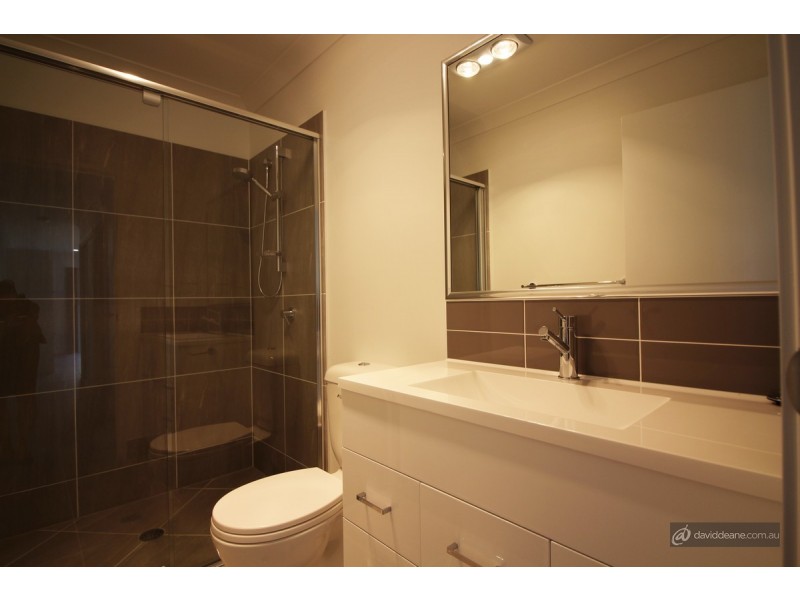 2/28 Hart Street, Lawnton QLD 4501