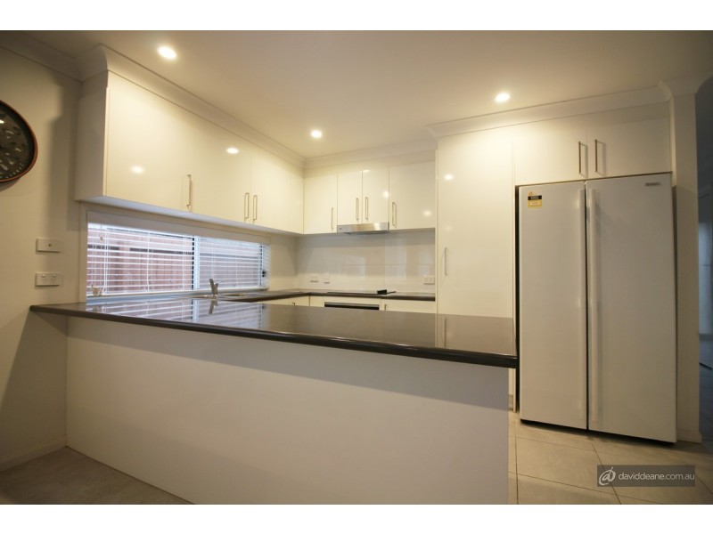72 Benham Avenue, Kallangur QLD 4503