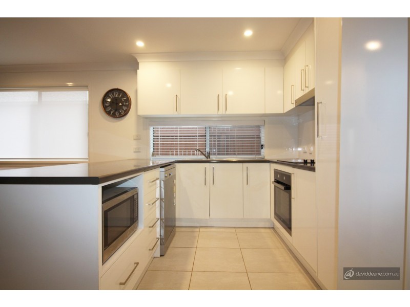 72 Benham Avenue, Kallangur QLD 4503