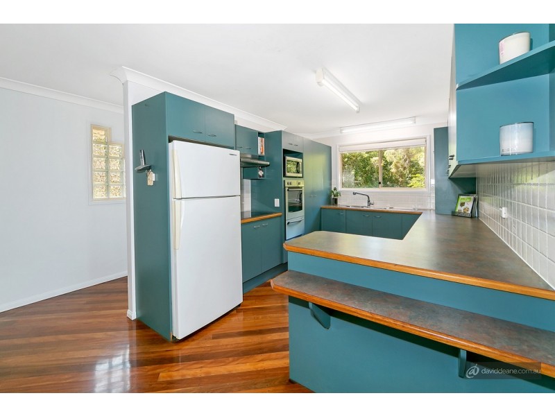 18 Carmody Court, Petrie QLD 4502