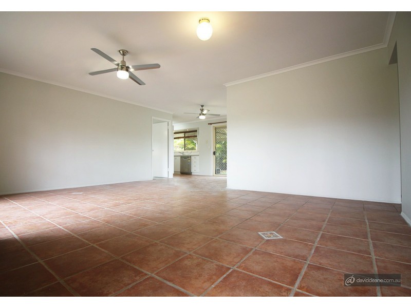 37 Aquarius Street, Kallangur QLD 4503