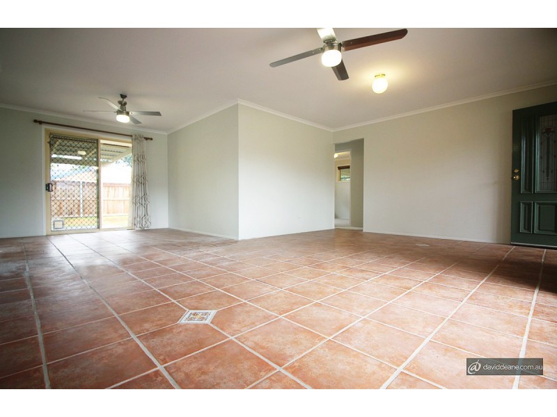 37 Aquarius Street, Kallangur QLD 4503