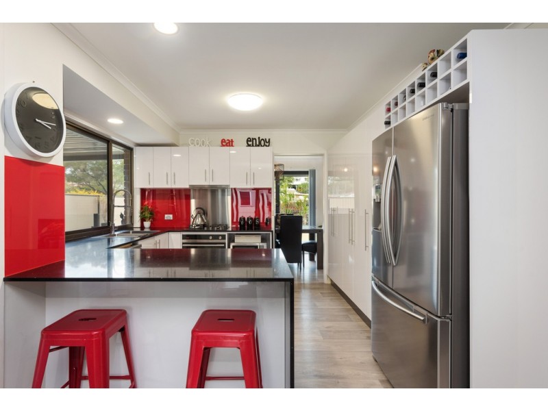 61 Kurwongbah Drive, Petrie QLD 4502