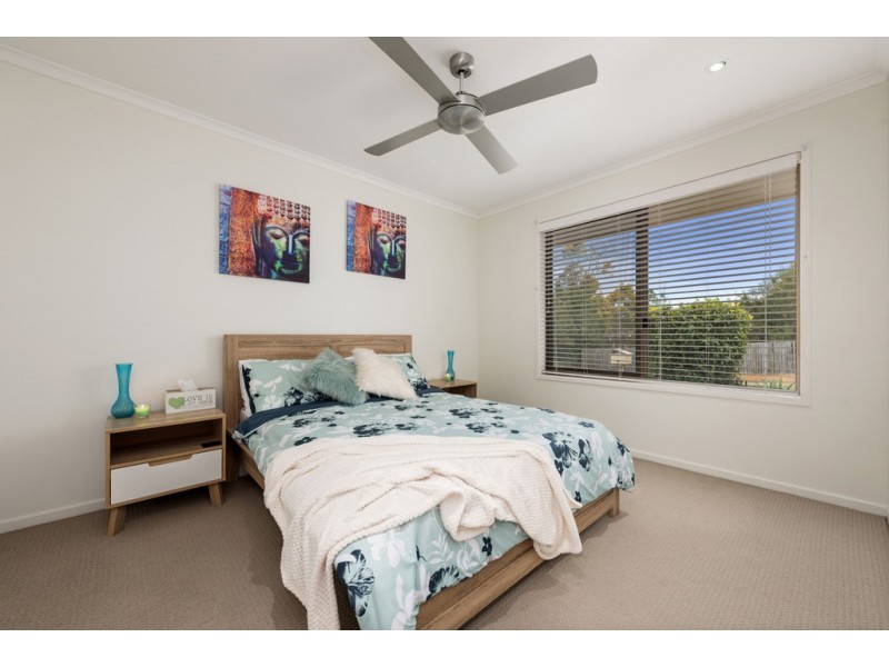 61 Kurwongbah Drive, Petrie QLD 4502