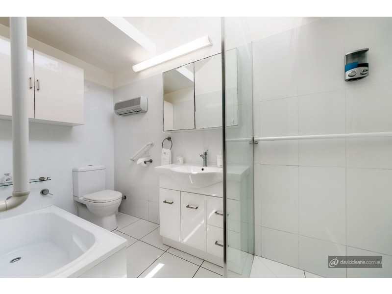 2 Flemington Street, Hendra QLD 4011