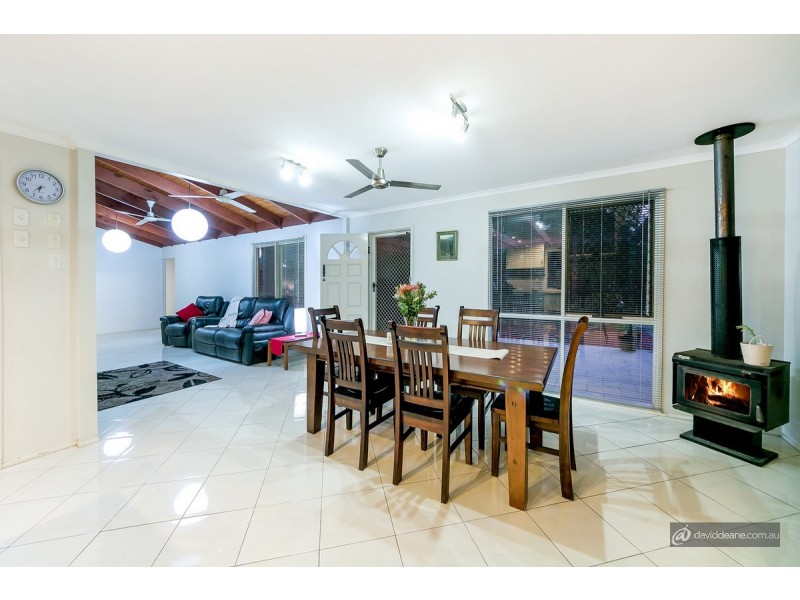 14 Champagne Street, Petrie QLD 4502