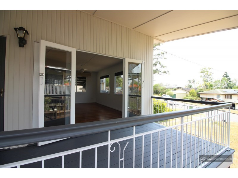 98 Minto Crescent, Arana Hills QLD 4054