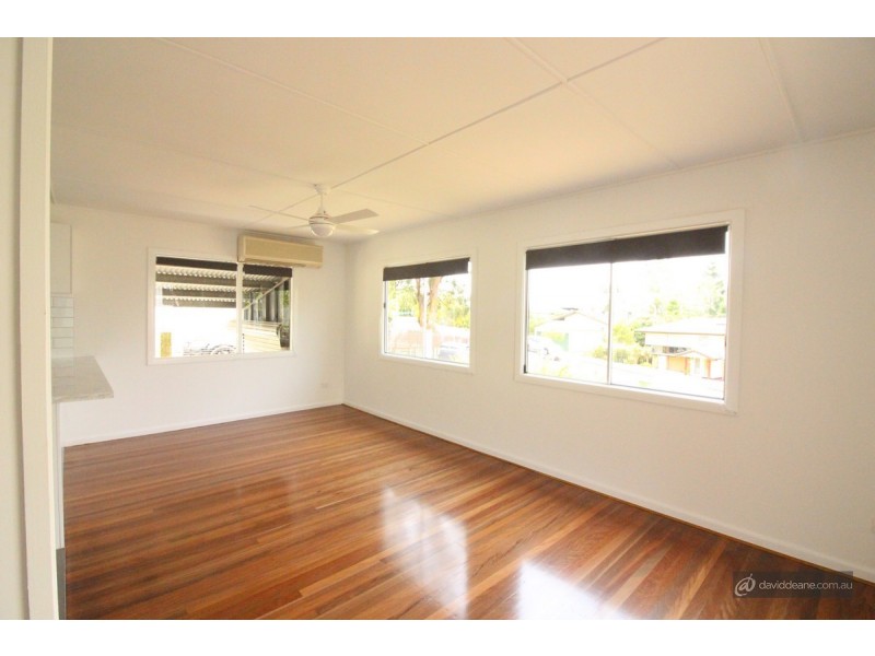 98 Minto Crescent, Arana Hills QLD 4054