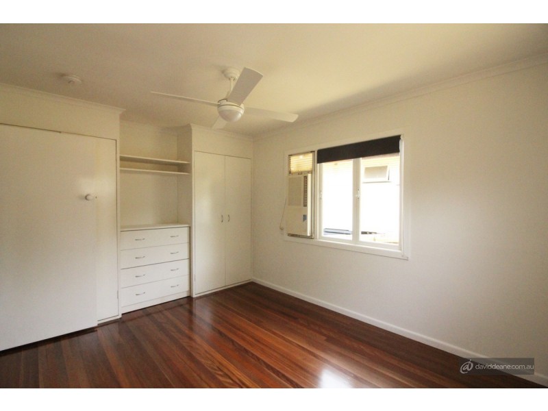98 Minto Crescent, Arana Hills QLD 4054