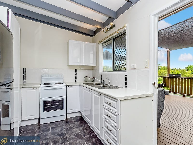 15 Mitze Street, Bray Park QLD 4500