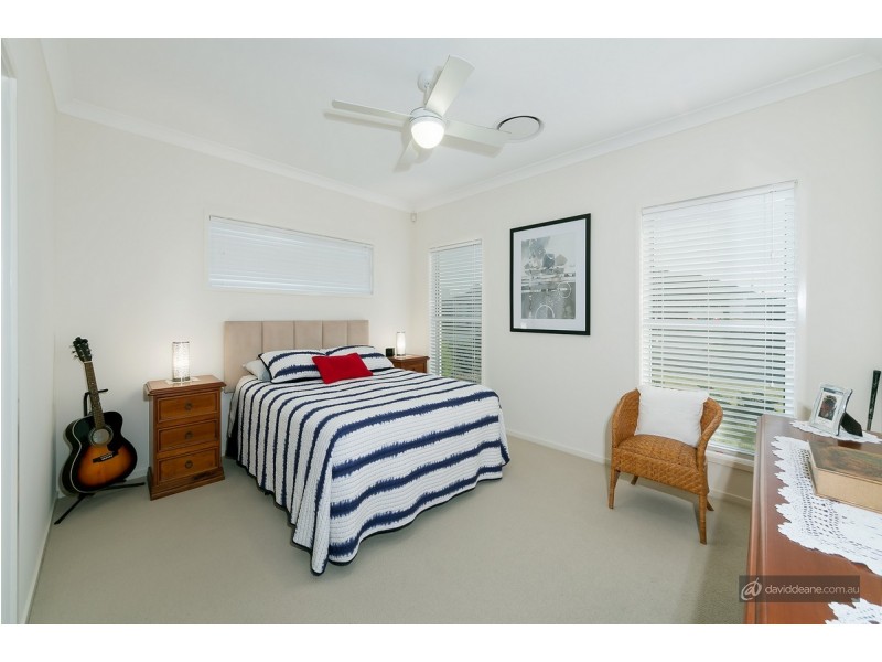 42 Oxbow Crescent, Lawnton QLD 4501