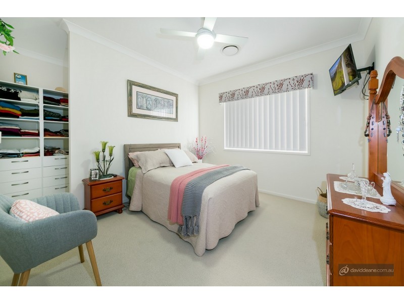 42 Oxbow Crescent, Lawnton QLD 4501