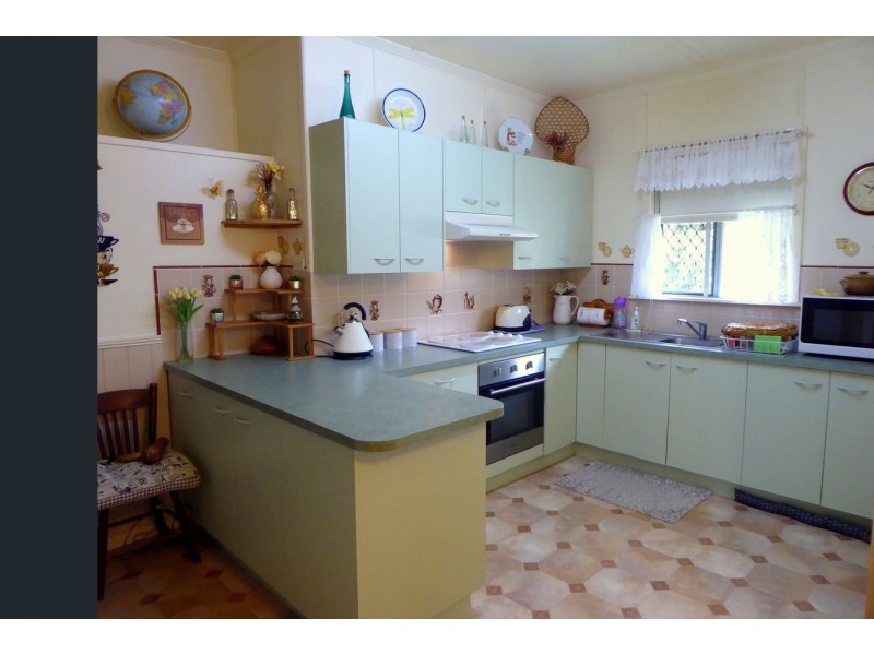 14 Enoch Street, Clontarf QLD 4019