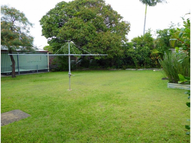 14 Enoch Street, Clontarf QLD 4019