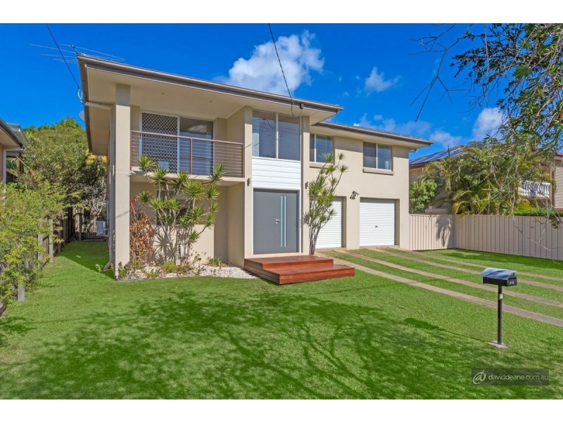 19 Waratah Drive, Clontarf QLD 4019