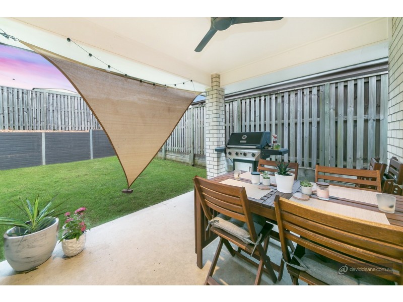 7 Fairy Wren Circuit, Dakabin QLD 4503