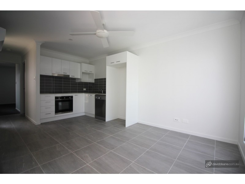 2/47 Grace Street, Scarborough QLD 4020