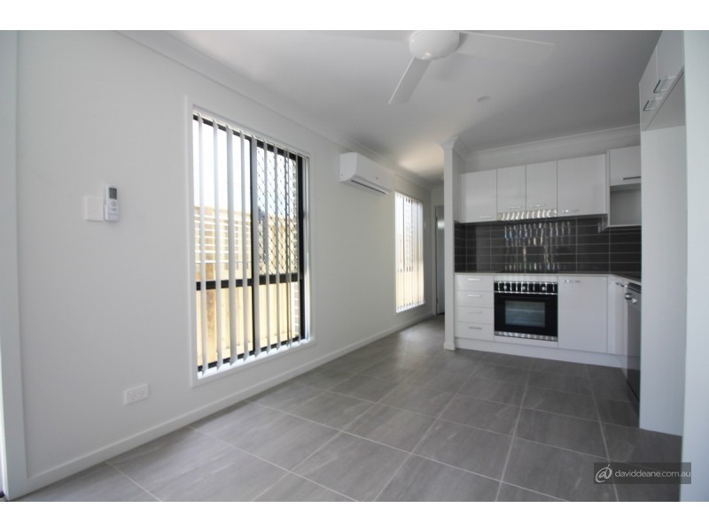 2/47 Grace Street, Scarborough QLD 4020