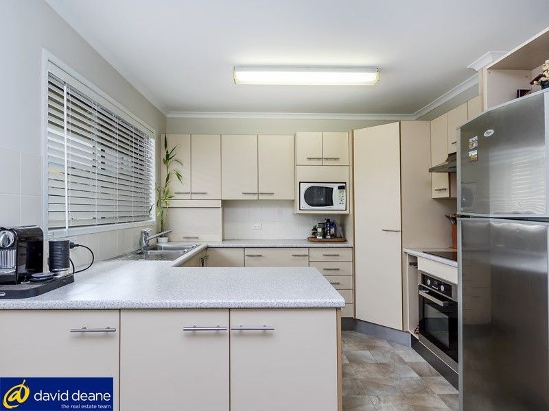 3 Buckingham Street East, Strathpine QLD 4500