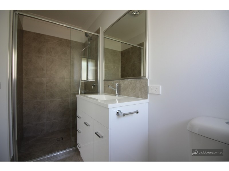 1/2A Lucas Street, Scarborough QLD 4020