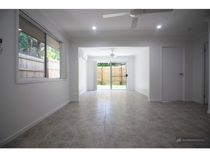 2/2A Lucas Street, Scarborough QLD 4020