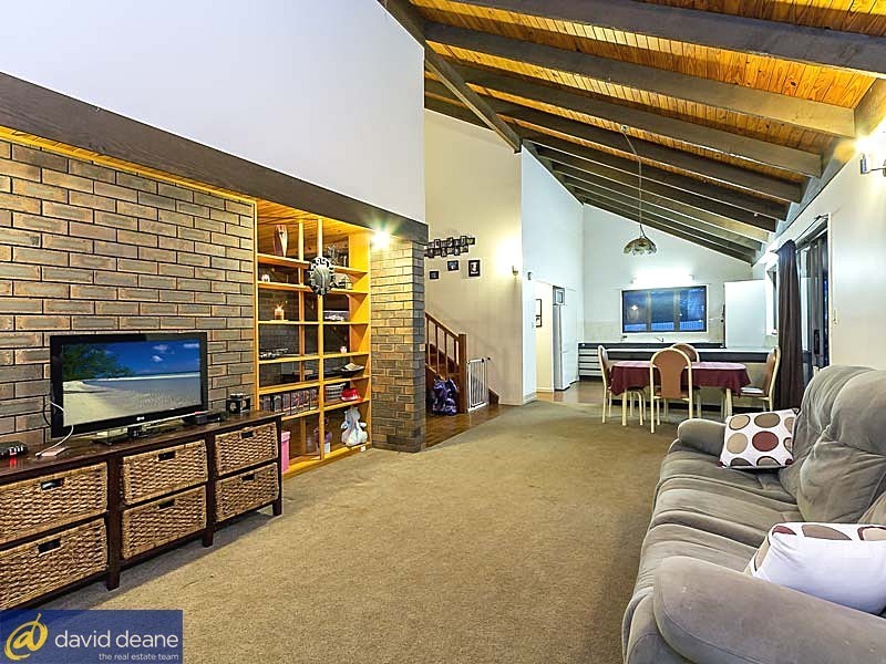 32 Acland Dr, Strathpine QLD 4500