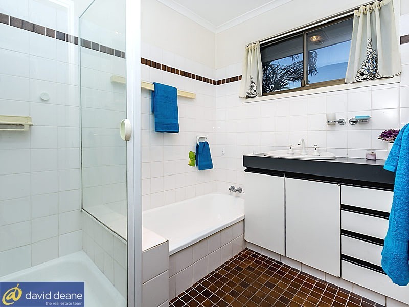 32 Acland Dr, Strathpine QLD 4500