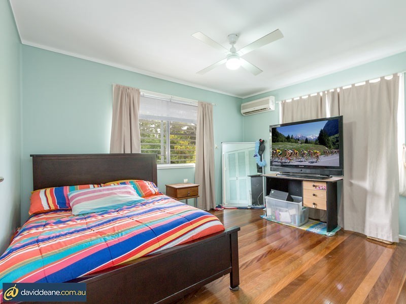 143 Spitfire Avenue, Strathpine QLD 4500