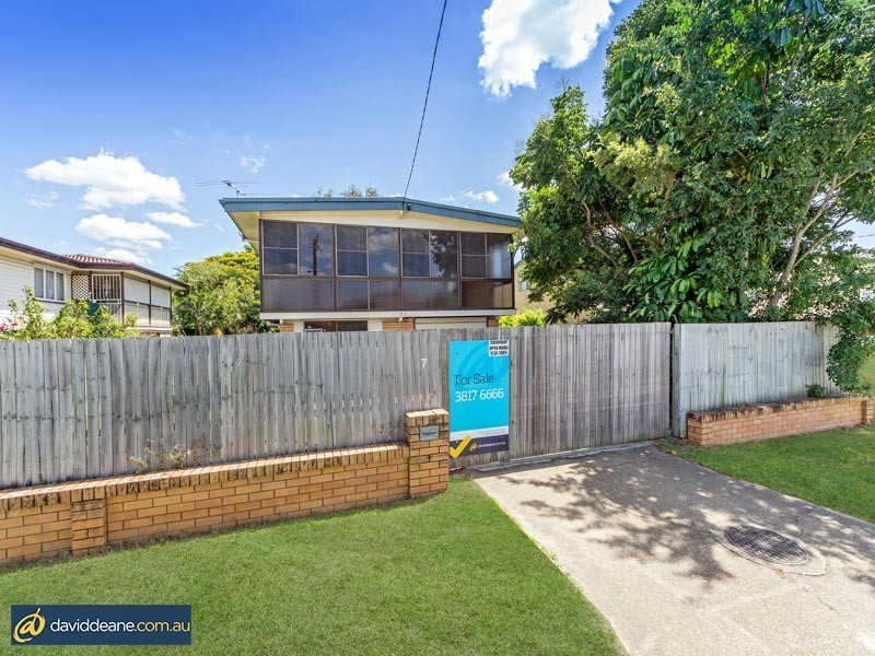 7 Patricia St, Strathpine QLD 4500