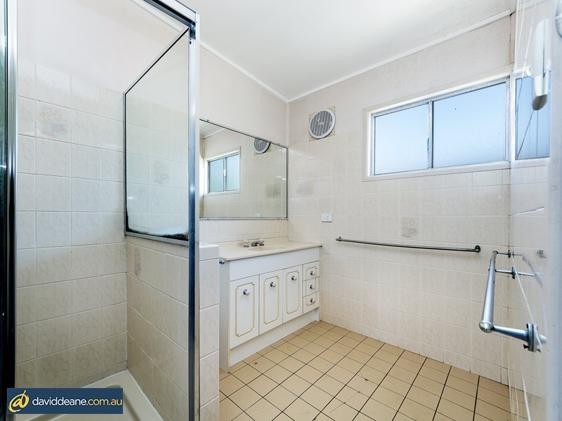 7 Patricia St, Strathpine QLD 4500