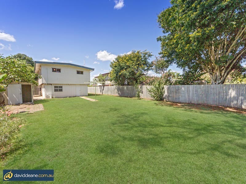7 Patricia St, Strathpine QLD 4500