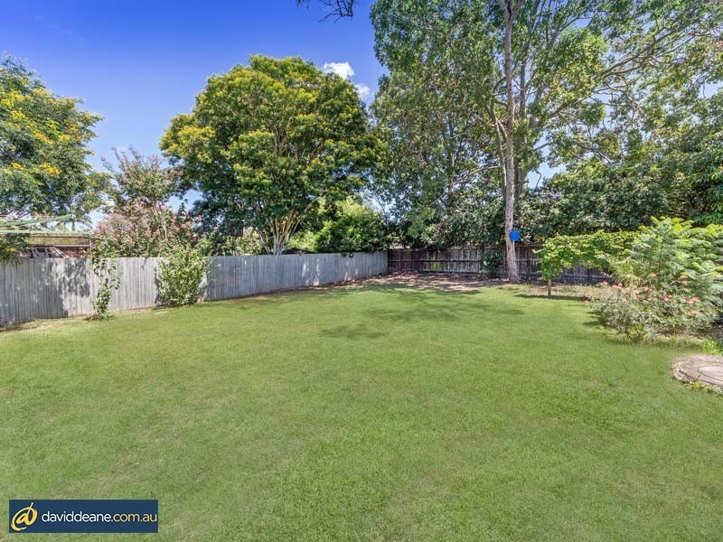 7 Patricia St, Strathpine QLD 4500