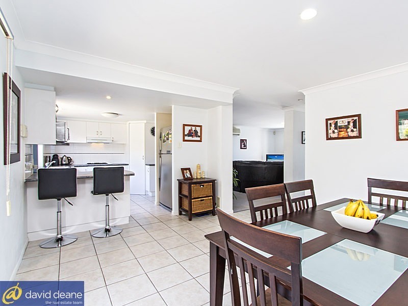 28 Mowbray Court, Kallangur QLD 4503