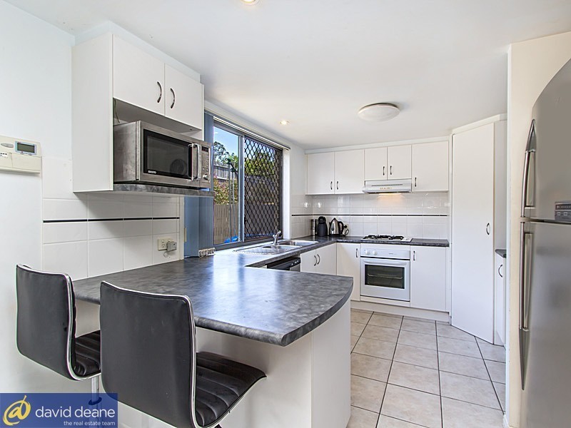 28 Mowbray Court, Kallangur QLD 4503