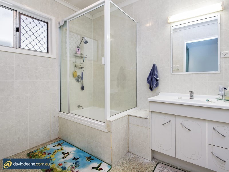 27 Leone St, Bray Park QLD 4500