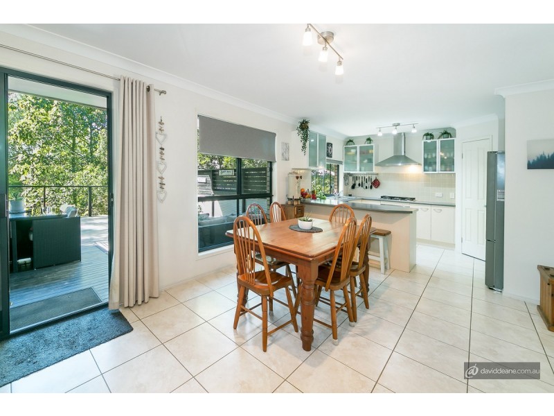 36 Pinelands Street, Lawnton QLD 4501