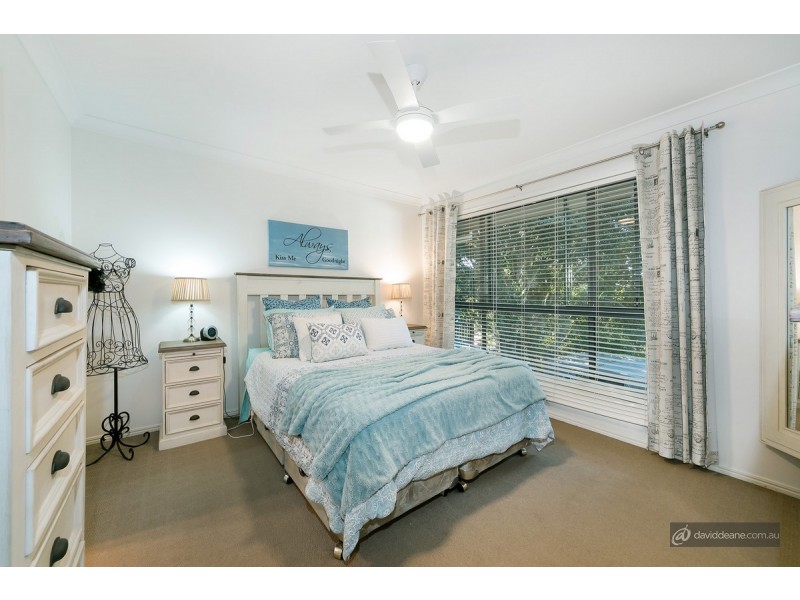 36 Pinelands Street, Lawnton QLD 4501