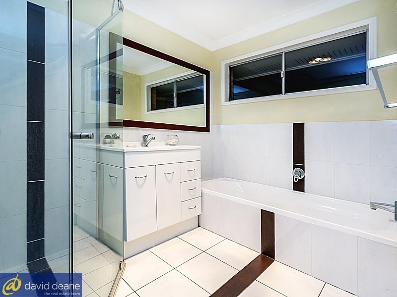 10 Allsop Street, Lawnton QLD 4501