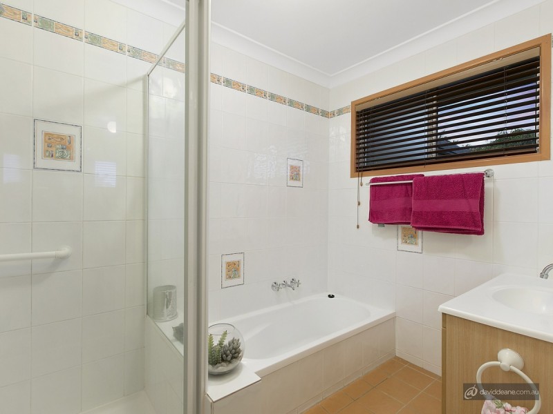 18 Colonial Drive, Lawnton QLD 4501