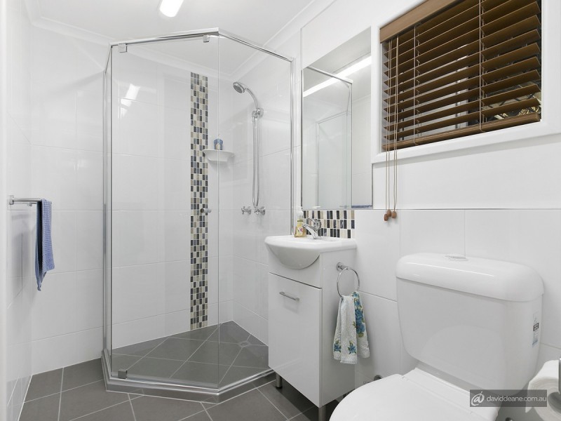 18 Colonial Drive, Lawnton QLD 4501