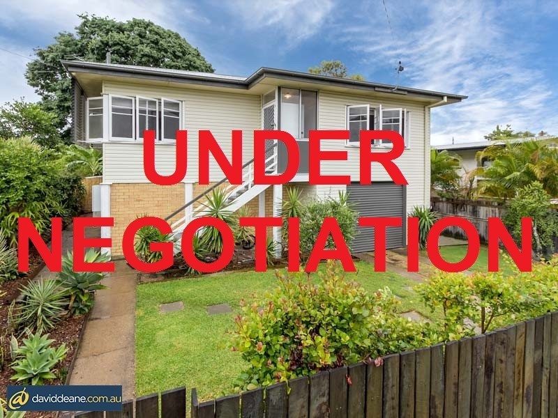 26 Hedge St, Strathpine QLD 4500